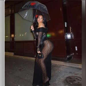 ZARA BLOGGERS FAV ZARA OFF SHOULDER LACE DRESS